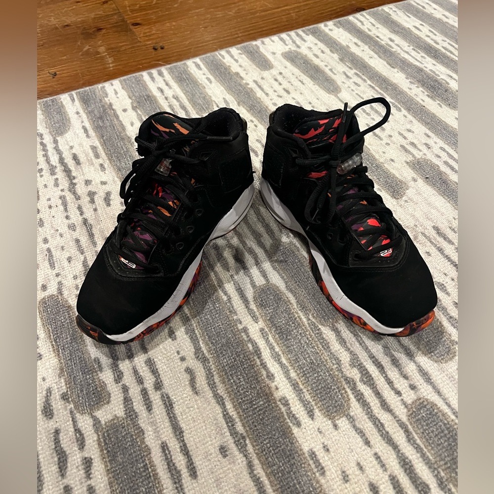 Air Jordans Black and Red Boys basketball shoes